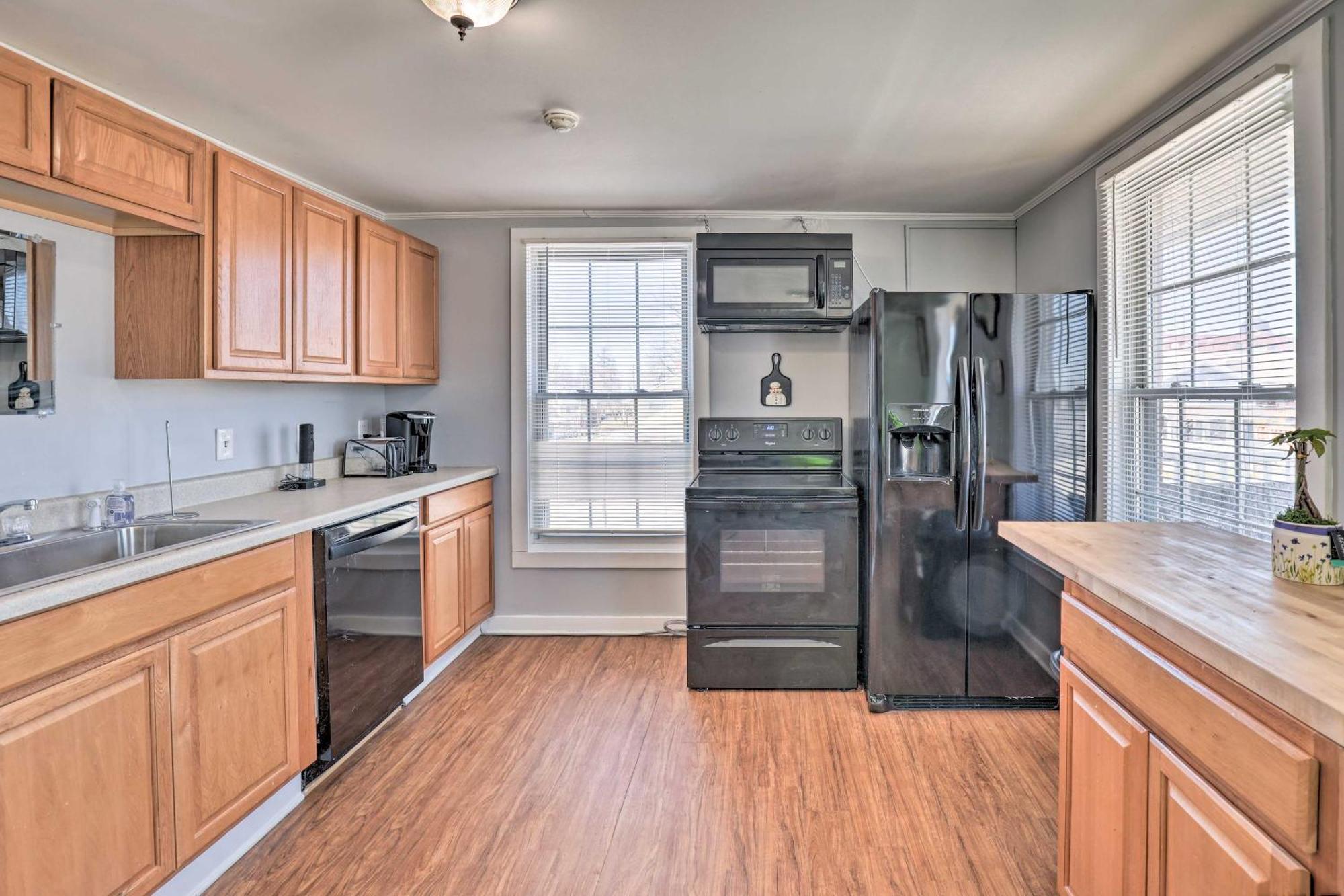 Downtown Canandaigua Apt 1 Mi To Lake And Pier! Εξωτερικό φωτογραφία
